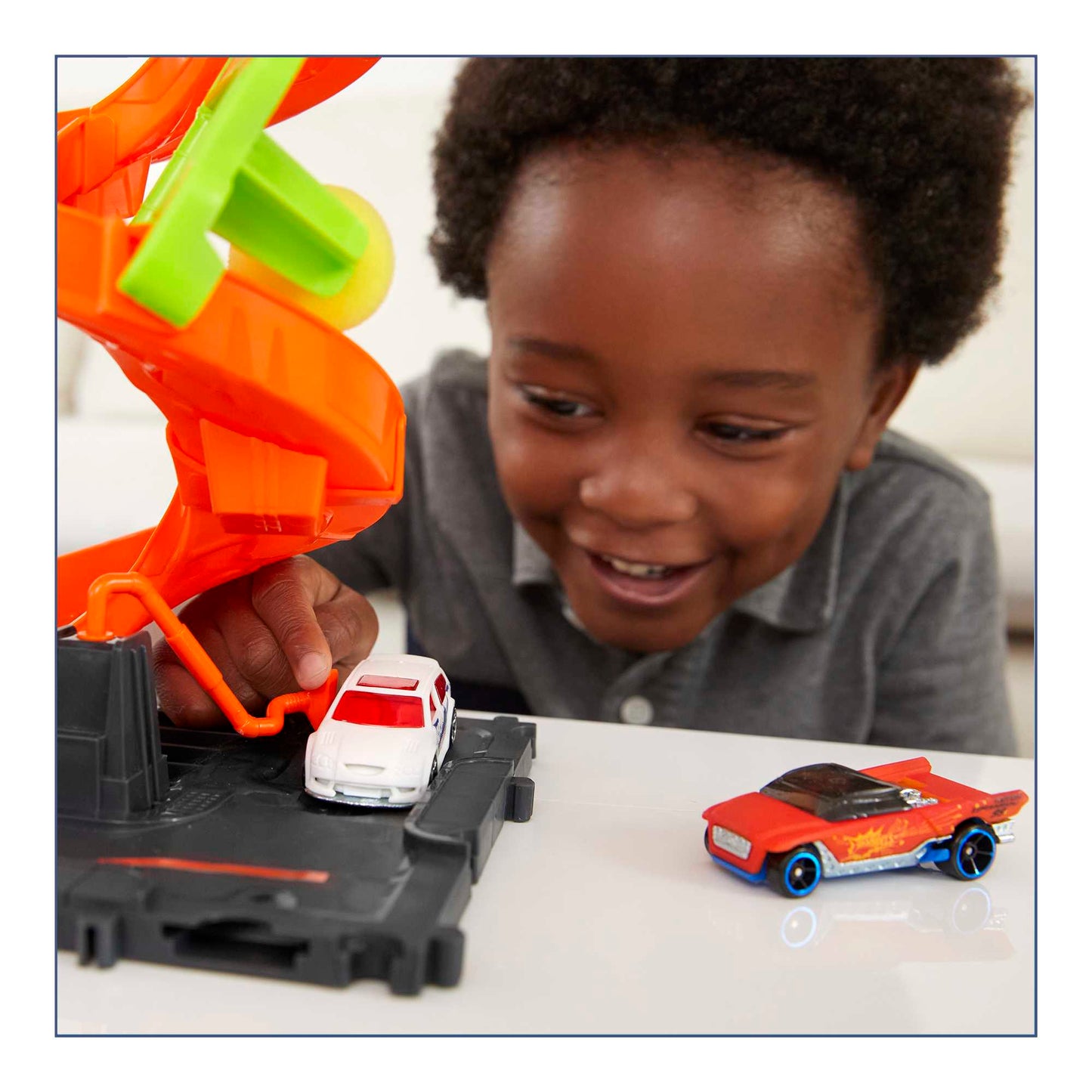 Hot Wheels City Pista de Brinquedo Lava-r¨¢pido Mega Torre